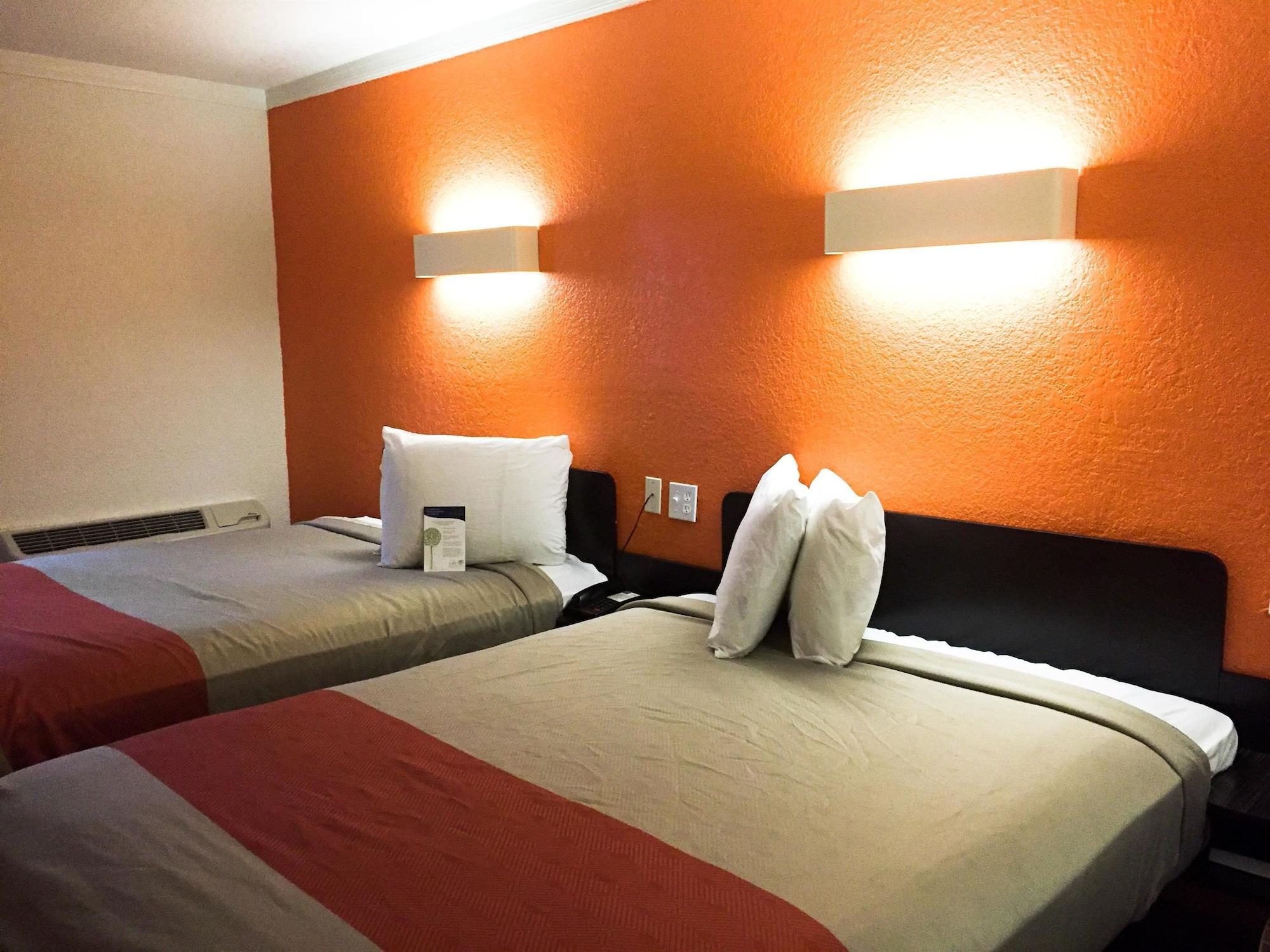 Motel 6-Tampa, Fl - Fairgrounds Heartland Экстерьер фото