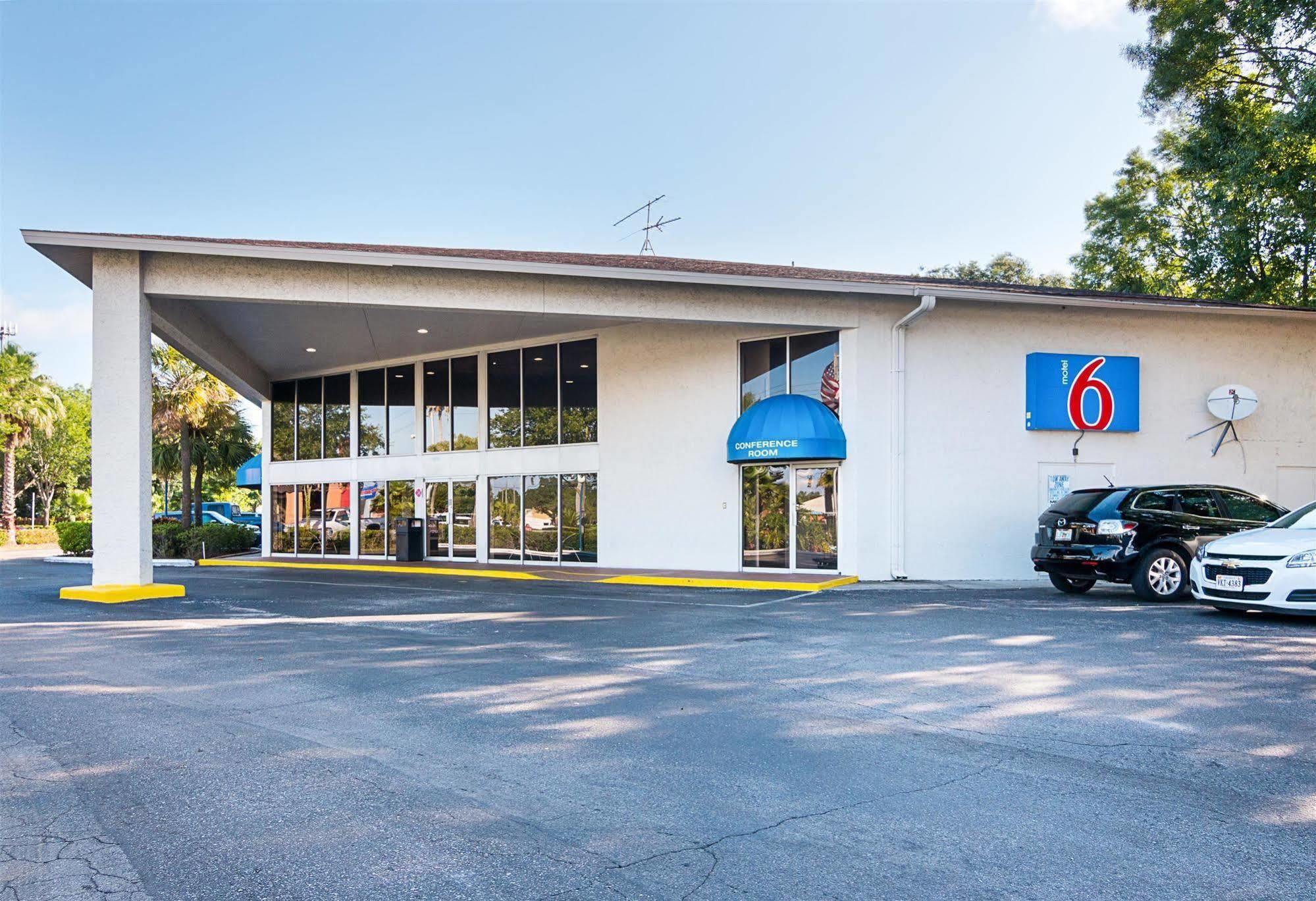 Motel 6-Tampa, Fl - Fairgrounds Heartland Экстерьер фото